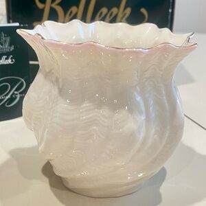 Belleek Seashells Twist Pot “Neptune” – Pink & Gold Rim, VTG Fine Parian China